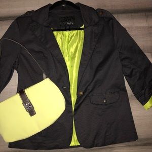 Daytrip blazer black and green.